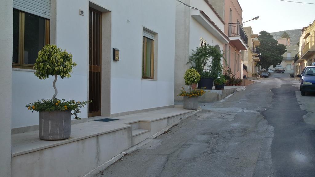 Bed and Breakfast La Casa Dei Nonni Custonaci Exteriér fotografie